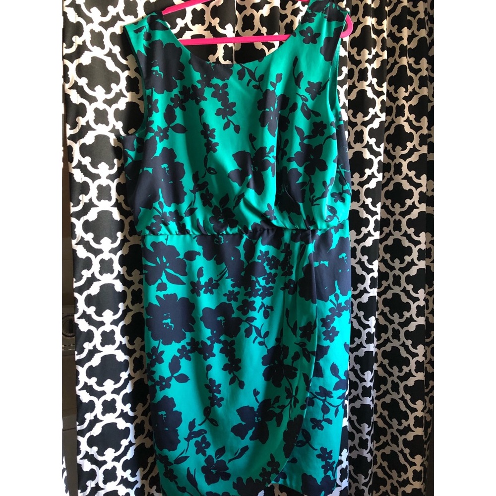 Ann Taylor Green and Navy Floral Dress